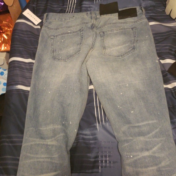 Jeans - Picture 2 of 2